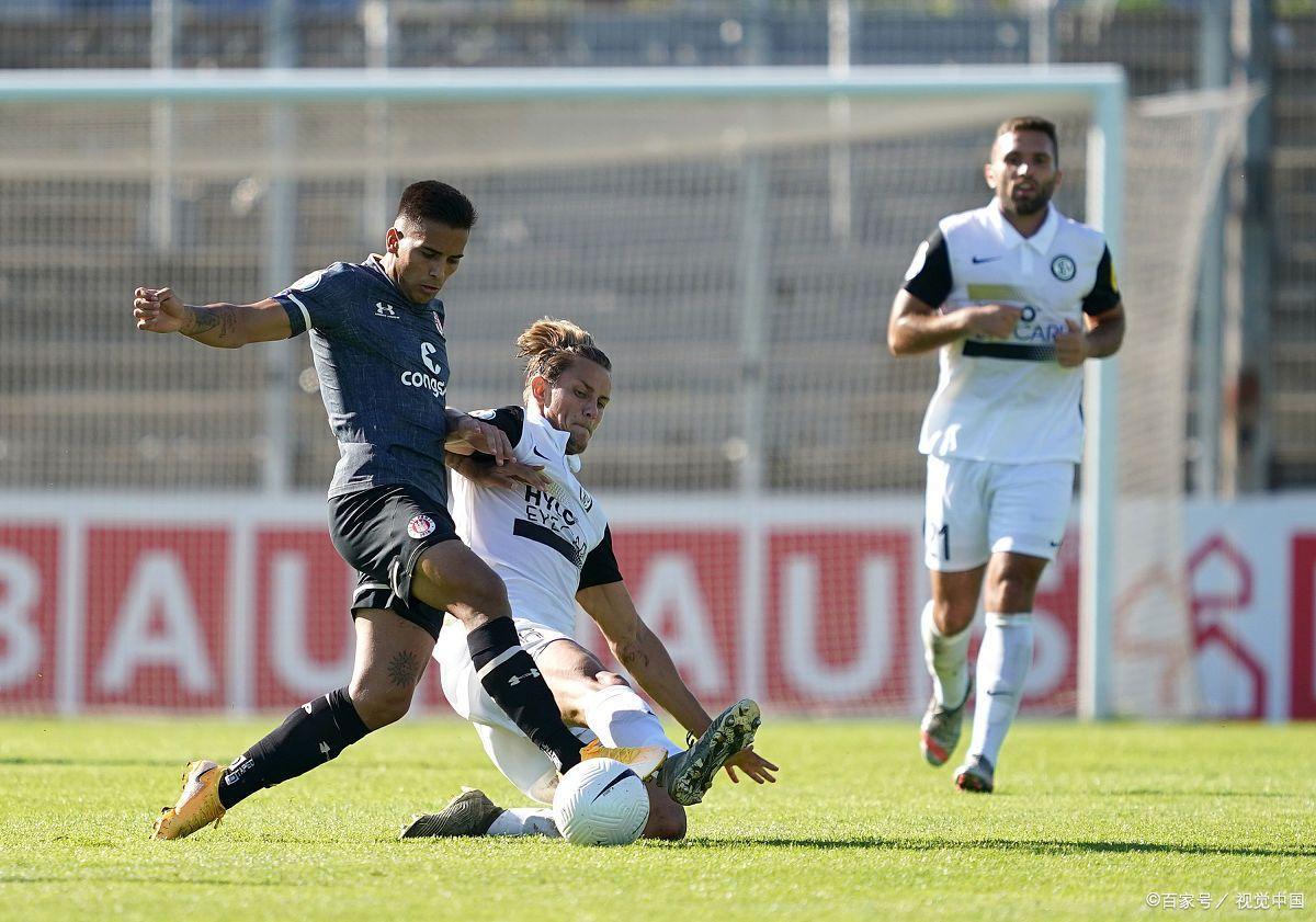 包含美因茨取得胜利，稳住积分榜中游位置的词条