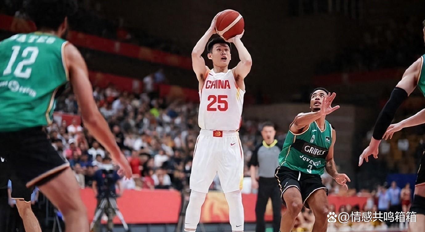 辽宁男篮再次夺得胜利,成为夺冠热门球员